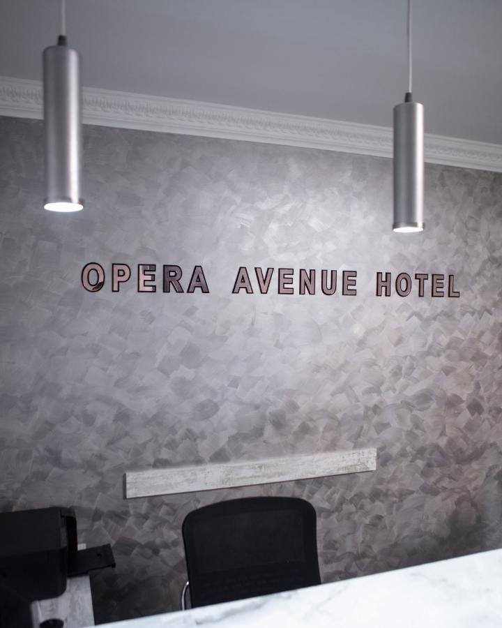Opera Avenue Hotel Yerevan Bagian luar foto